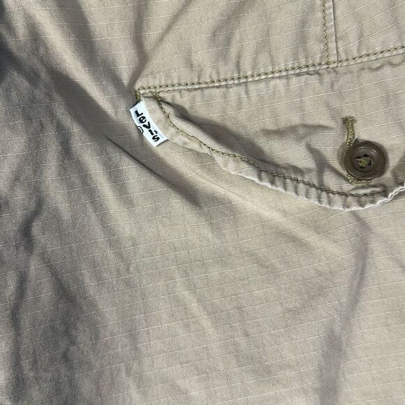 LEVI’S Mens Cargo Utility Shorts size 36 White Tab khaki Shorts - Picture 4 of 12